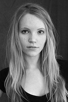 Tamzin Merchant Girl Com Au